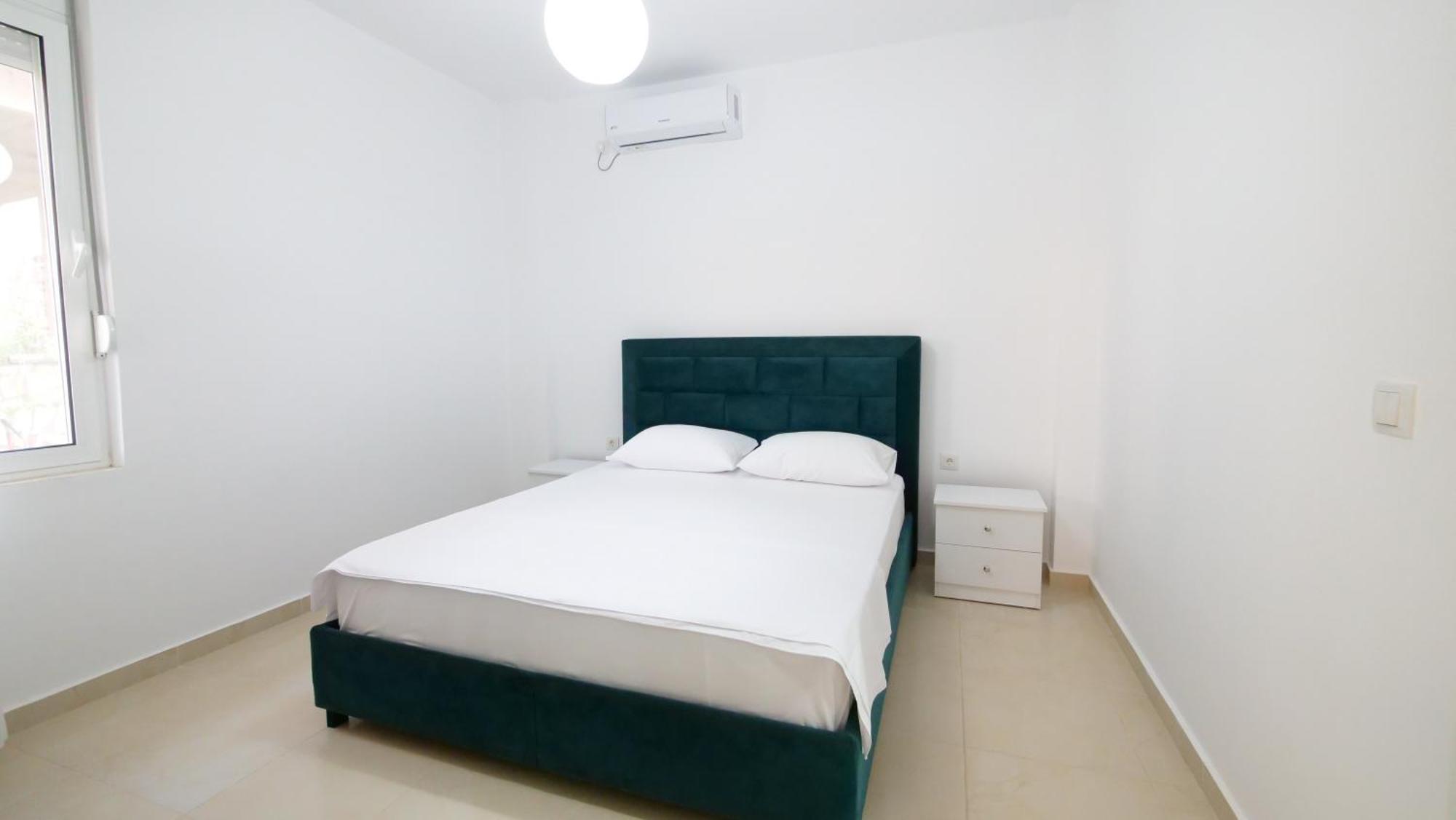 Blue Mare Apartments Sarandë Buitenkant foto