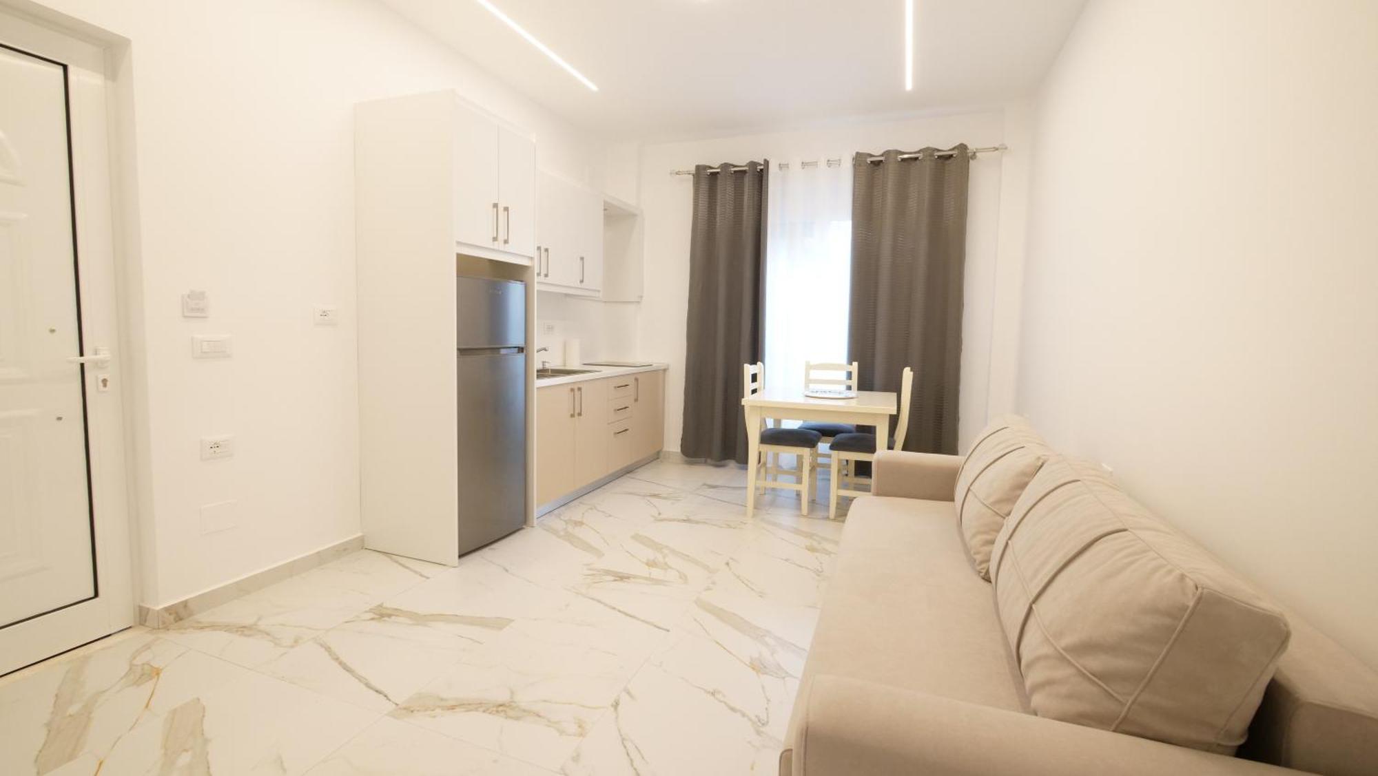 Blue Mare Apartments Sarandë Buitenkant foto