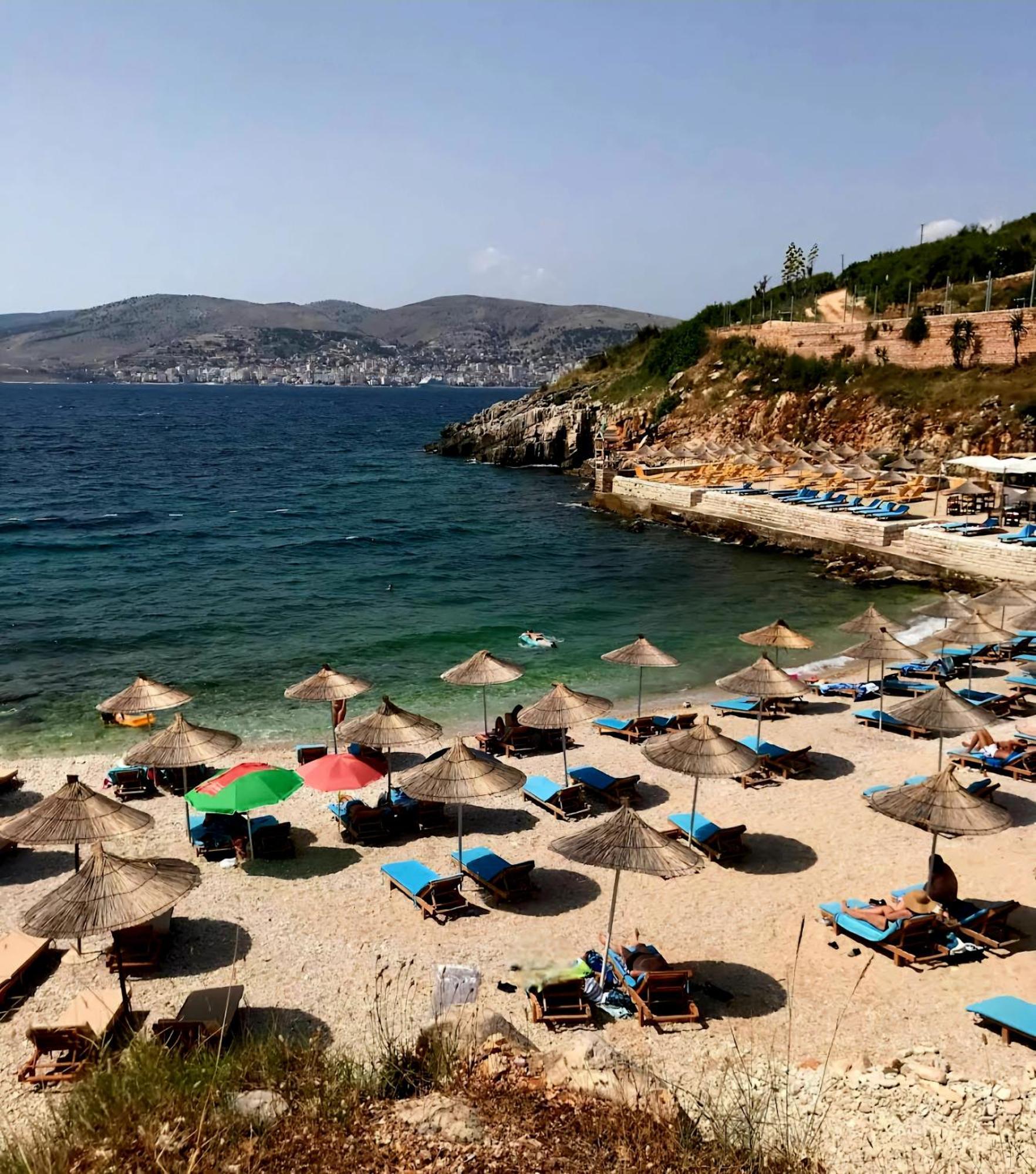 Blue Mare Apartments Sarandë Buitenkant foto