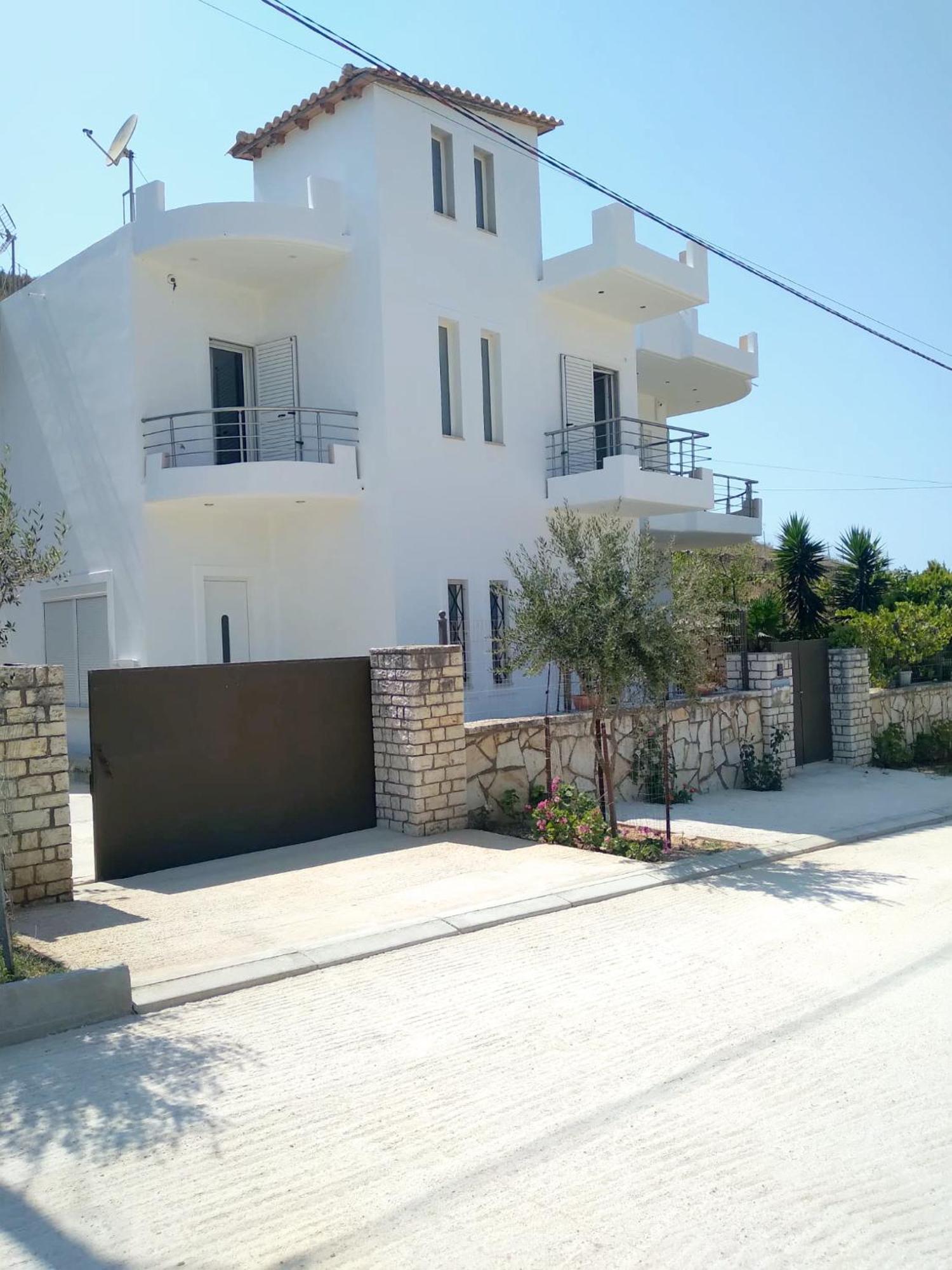 Blue Mare Apartments Sarandë Buitenkant foto